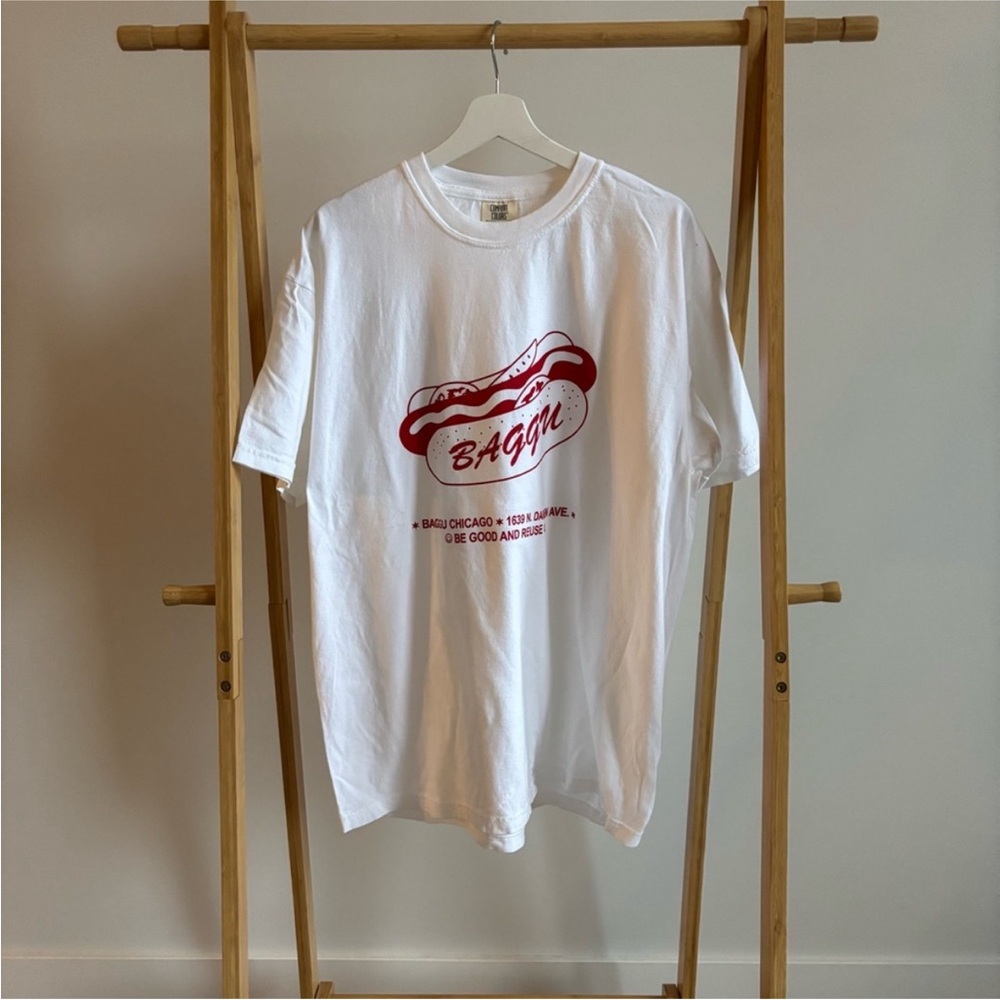 Baggu Chicago Hot Dog Graphic Short Sleeve T-Shirt Tee Size Large